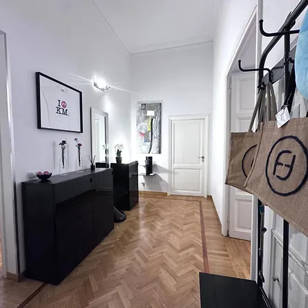 Casa Bellezza A Cola Di Rienzo In Centro アパート *